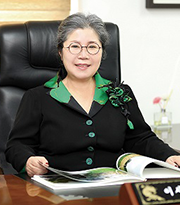 이사장 윤지윤 이미지