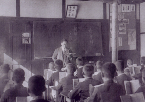 설립배경 이미지